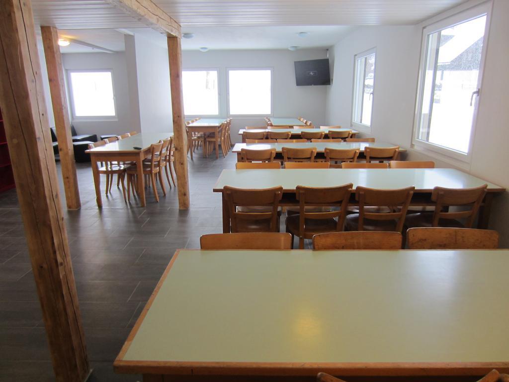 Mountain Lodge Backpackercamp レンク エクステリア 写真
