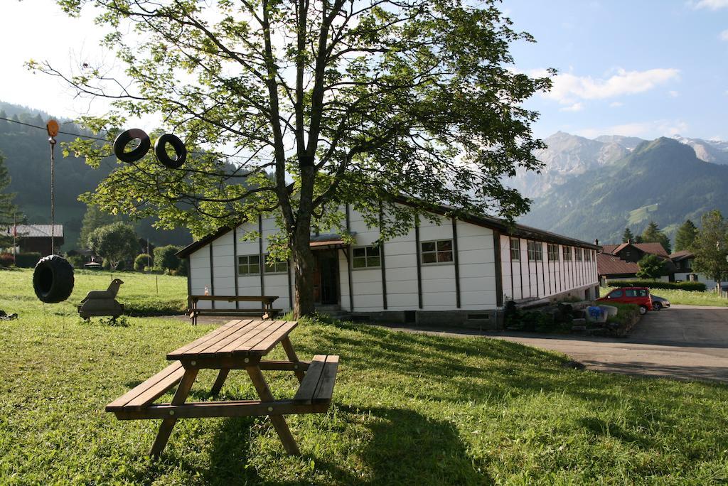 Mountain Lodge Backpackercamp レンク エクステリア 写真